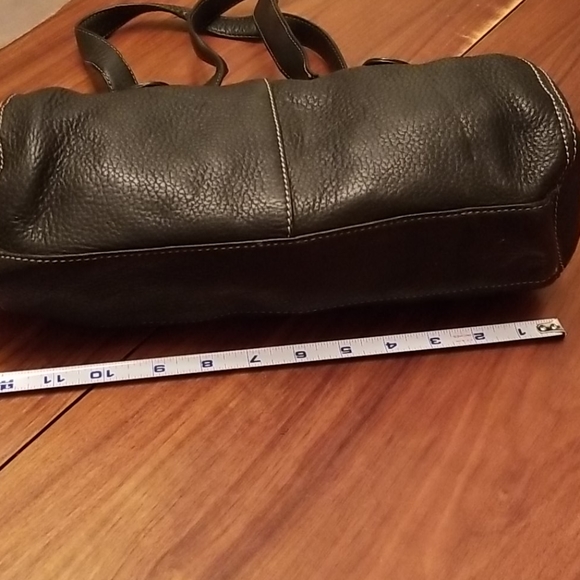 Jones New York small barrel leather purse - Picture 2 of 7